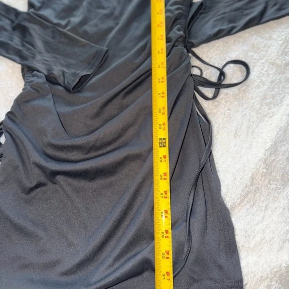 Bodycon Long Sleeve Dress - Picture 8 of 10